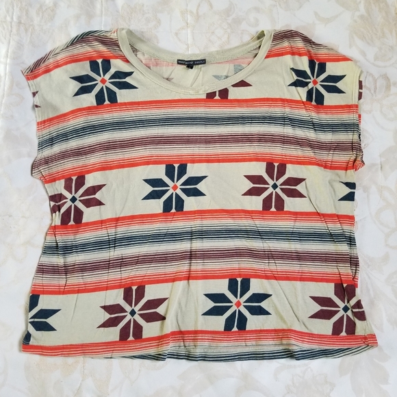 โจ3/$15โจ Urban Outfitters Truly Madly Deeply tee sz XS